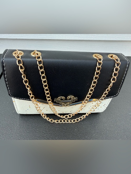 YOKUA Handbags - New YOKUA Black and White Chain-Handle Shoulder Bag with Gold Accent